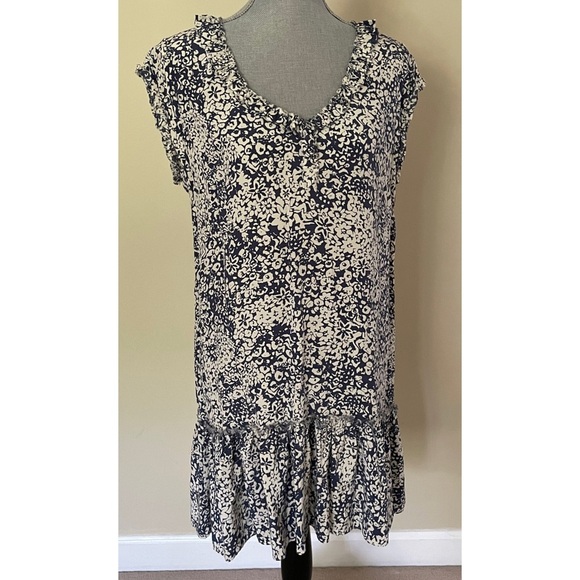 JOIE SILK SHIFT STYLE FLORAL DRESS SIZE S - Picture 3 of 9